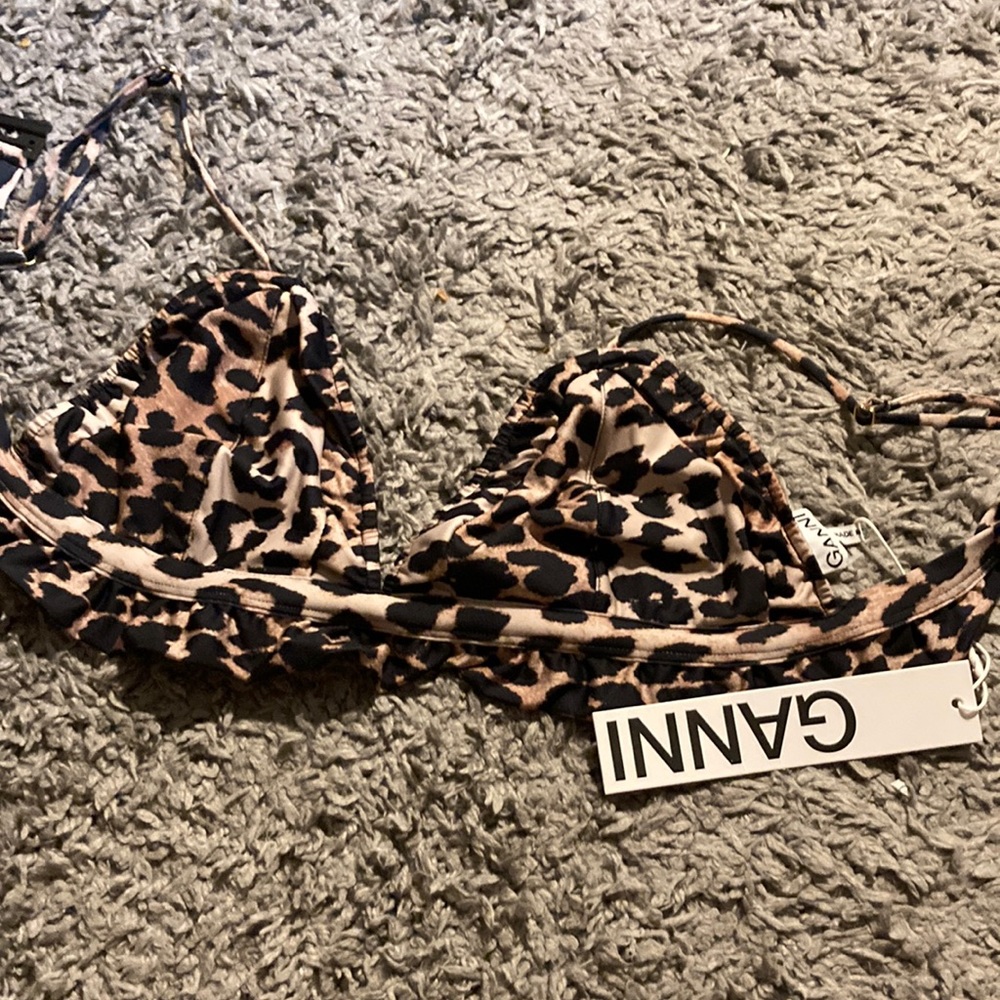 GANNI Leopard Print Bikini Top Triangle W/ Ruffle Detail Size 38
